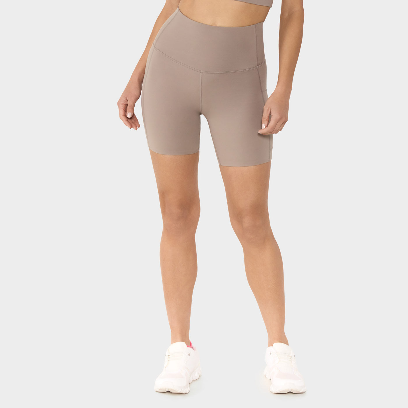 Stash & Dash Short 6" Pebble