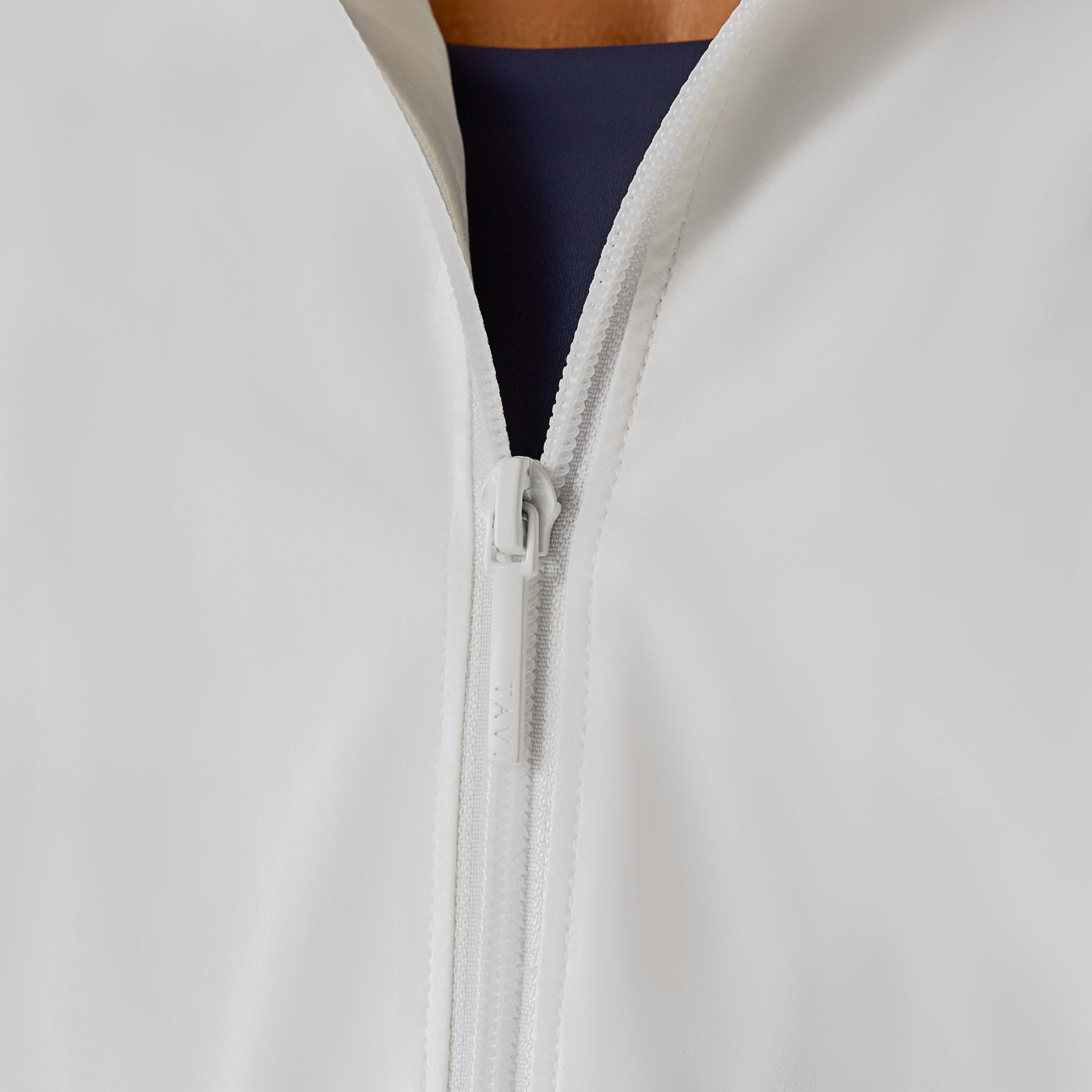 Ascend Hooded Windbreaker Coconut