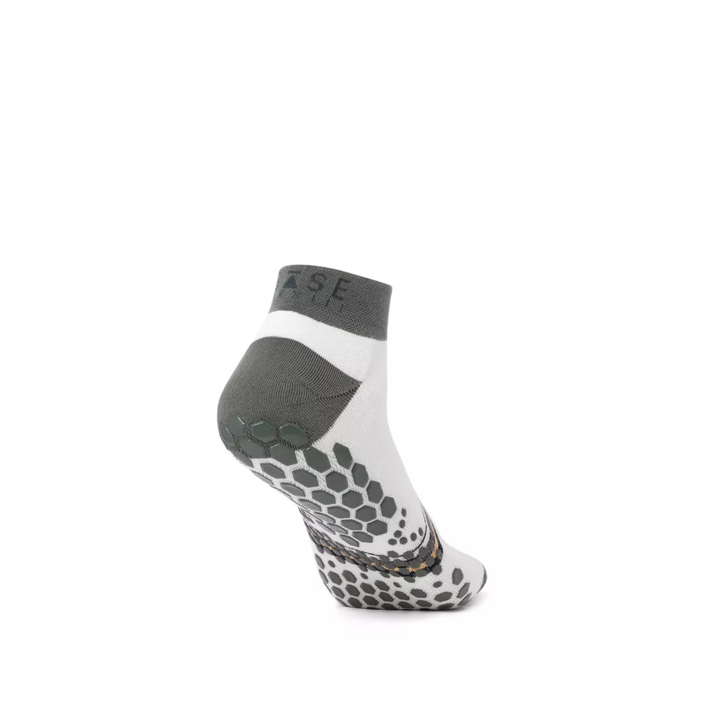 BASE 33 Low Rise Grip Socks