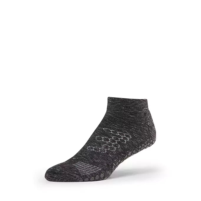 BASE 33 Low Rise Grip Socks
