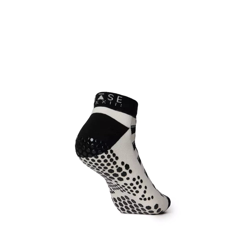 BASE 33 Low Rise Grip Socks